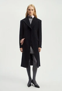 Найдите вдохновение в стильных весенних образах 2026 года12