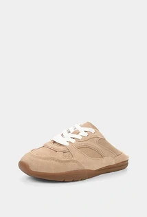 Трендовые кроссовки 2026: шесть моделей, которые все обсуждают28