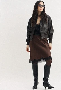 Найдите вдохновение в стильных весенних образах 2026 года28