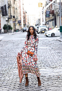 Коричневые сапоги: 5 стильных идей от модных инфлюенсеров22