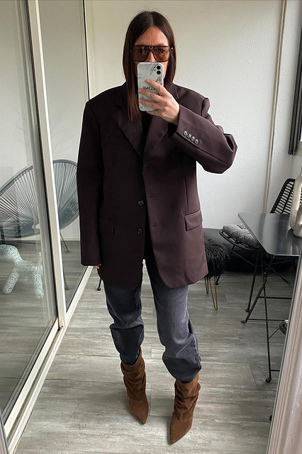 Коричневые сапоги: 5 стильных идей от модных инфлюенсеров7