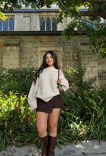 Коричневые сапоги: 5 стильных идей от модных инфлюенсеров30