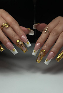 Маникюр 2026: элегантное золото без излишнего блеска28