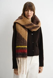 Шарфы 2026: откройте для себя 6 стильных моделей для вашего гардероба17