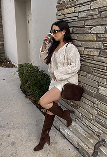 Коричневые сапоги: 5 стильных идей от модных инфлюенсеров18