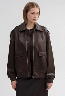 Весна 2026: 6 стильных курток, которые станут новыми хитами20