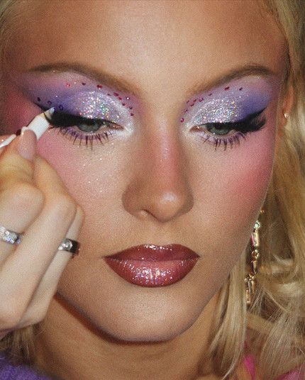 8 секретов визажистов для идеального макияжа губ карандашом3