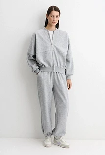 Спортивные костюмы 2026: почему стилисты их недолюбливают?2