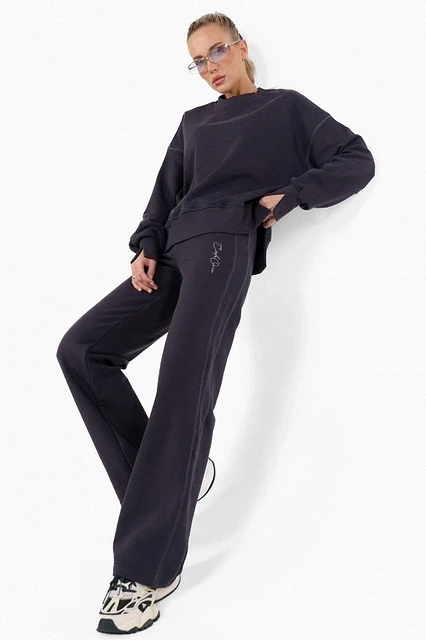 Спортивные костюмы 2026: почему стилисты их недолюбливают?26